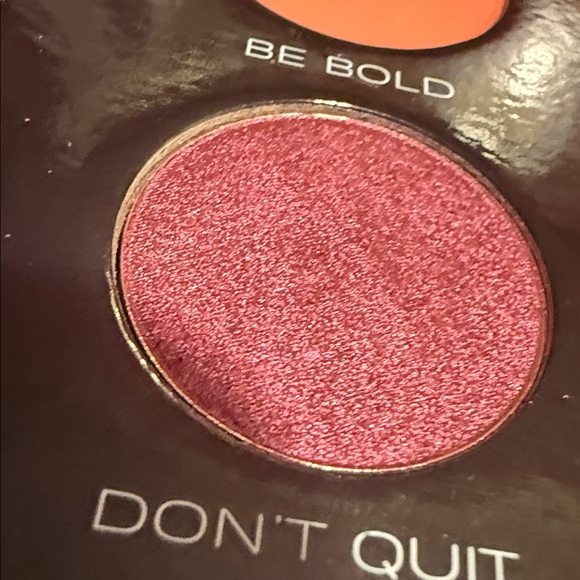 WOW POSHMARK - Authentic Sydney Grace  Pan Eyeshadow Palette - Picture 8 of 14